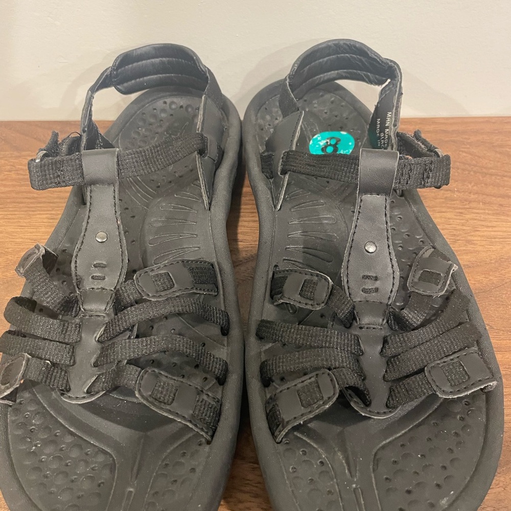 Earth Black Strappy Sandals